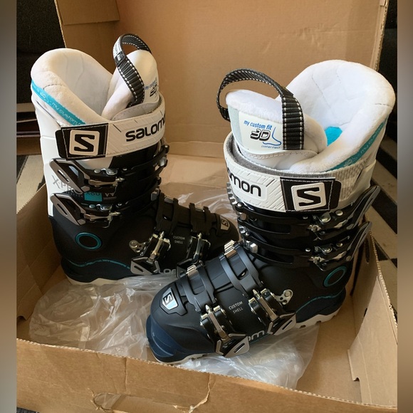 Salomon Womens Ski Boots, Mondo 22 - Picture 4 of 7